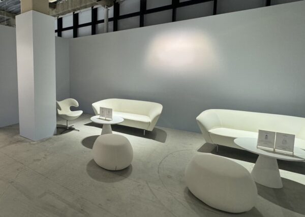 loop sofa amb